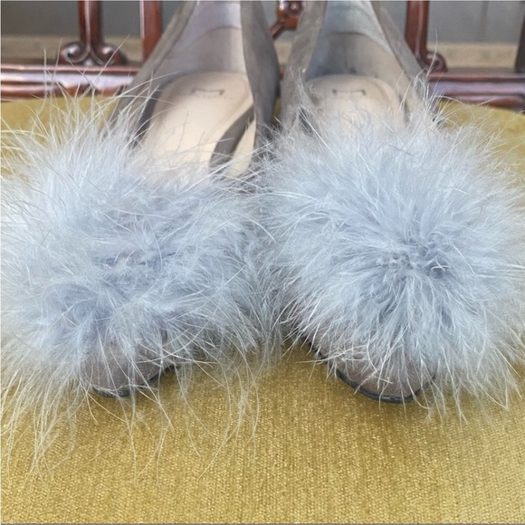 Marc Fisher Synal Grey Suede Pointed Toe Flats with Marabou Feathers Pom-Poms - Picture 4 of 13